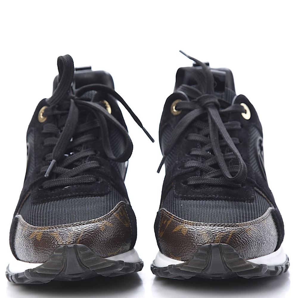 Louis Vuitton suede / monogram Run Away sneakers 36.6